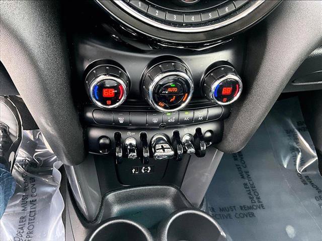 Used 2015 MINI Cooper 2-Door Hardtop FWD image 22