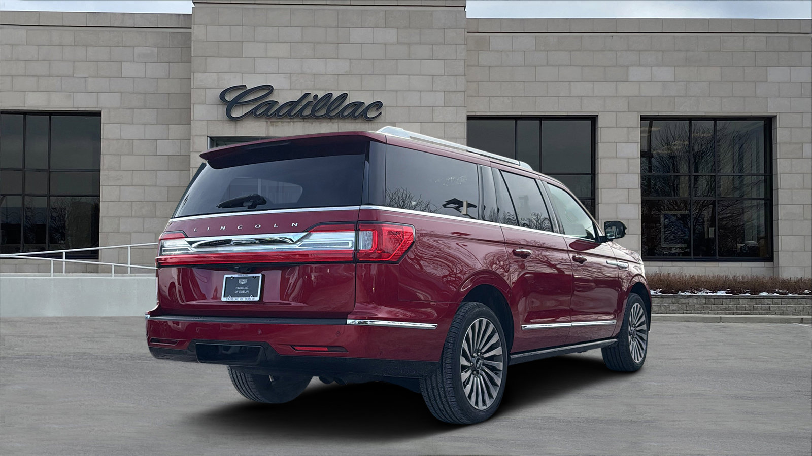 Used 2020 Lincoln Navigator L Reserve w/ Luxury Package image 3