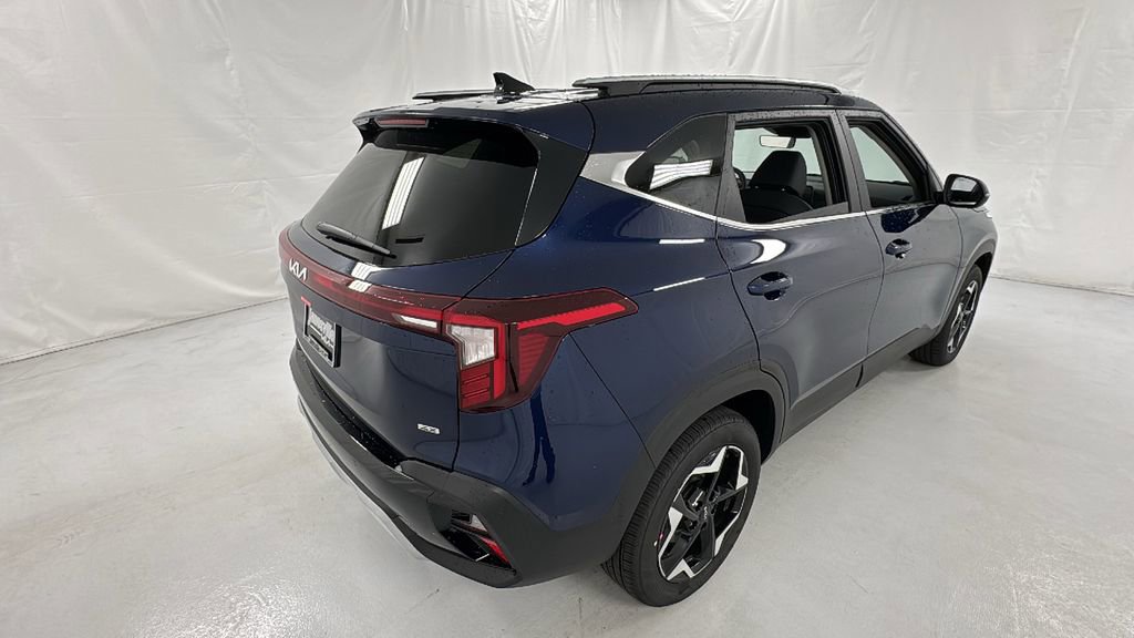New 2026 Kia Seltos EX image 3