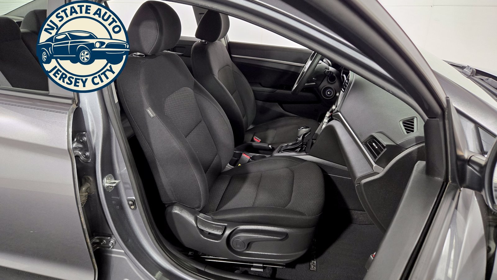 Used 2019 Hyundai Elantra SEL w/ Cargo Package FWD image 32
