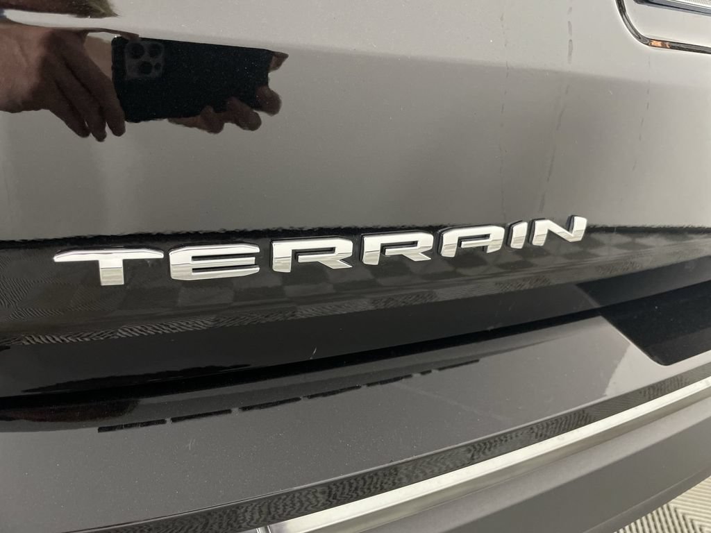 Used 2022 GMC Terrain AT4 w/ Infotainment Package II AWD/4WD image 32