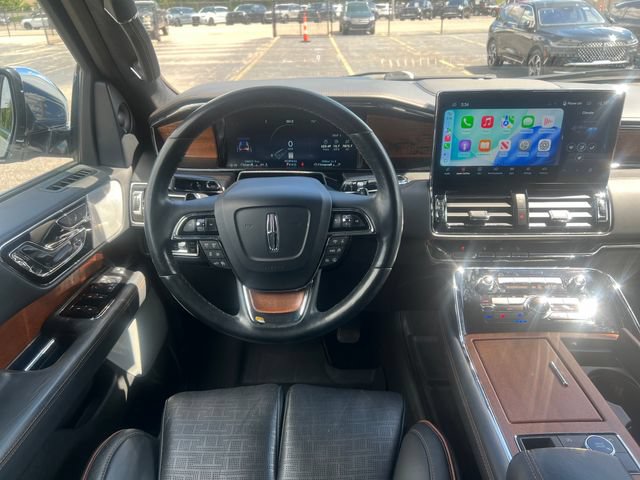 Certified 2023 Lincoln Navigator Black Label AWD/4WD image 18