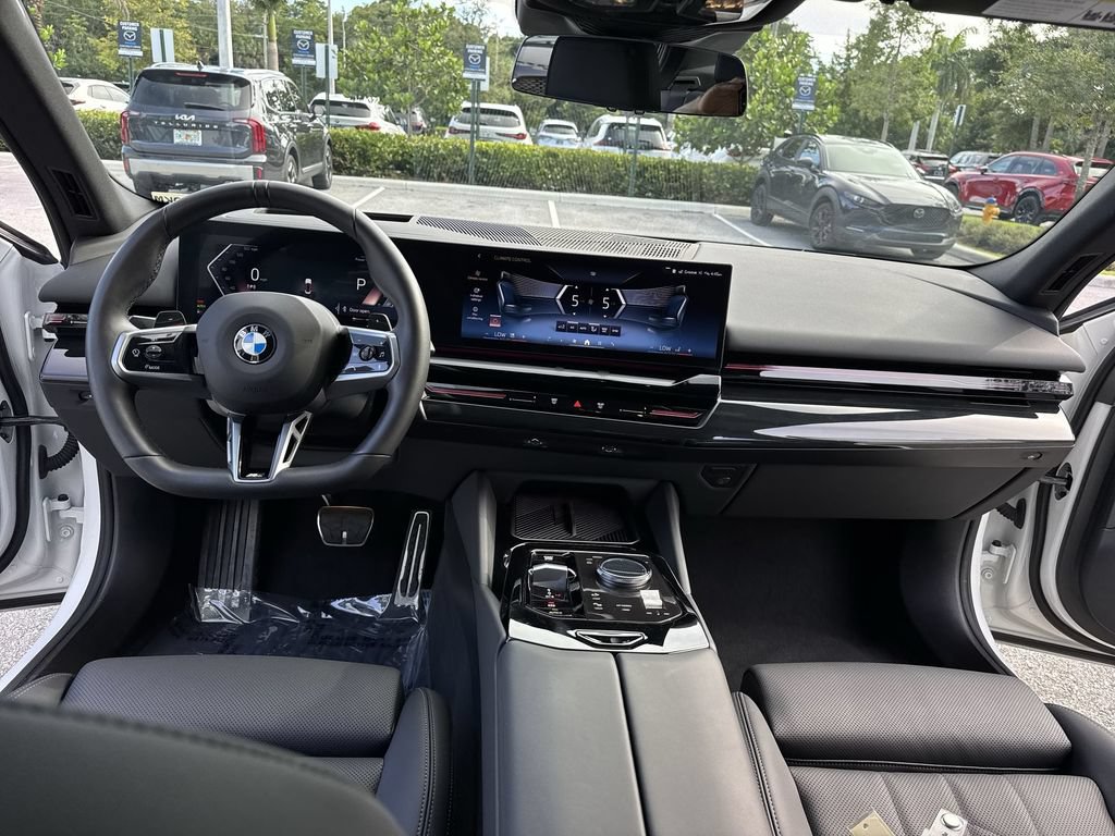 Used 2026 BMW 530i xDrive AWD/4WD image 36