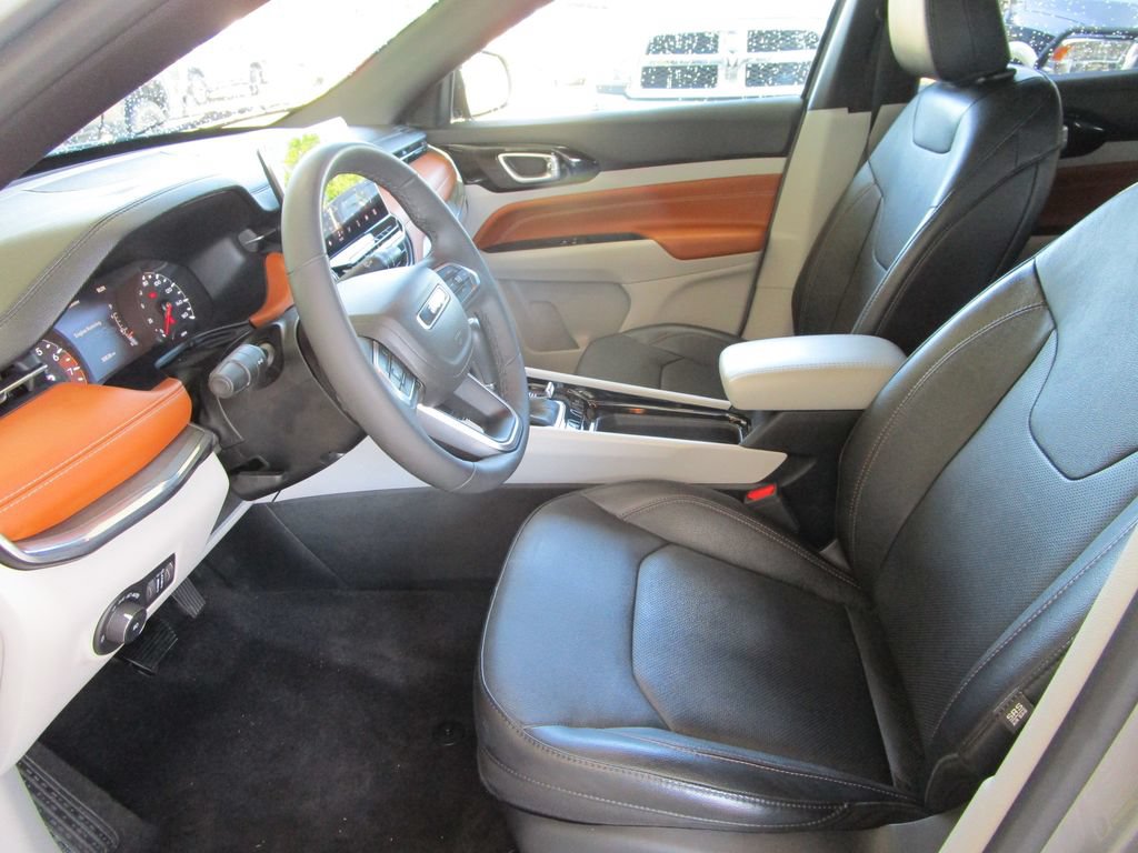 Used 2023 Jeep Compass Limited AWD/4WD image 22
