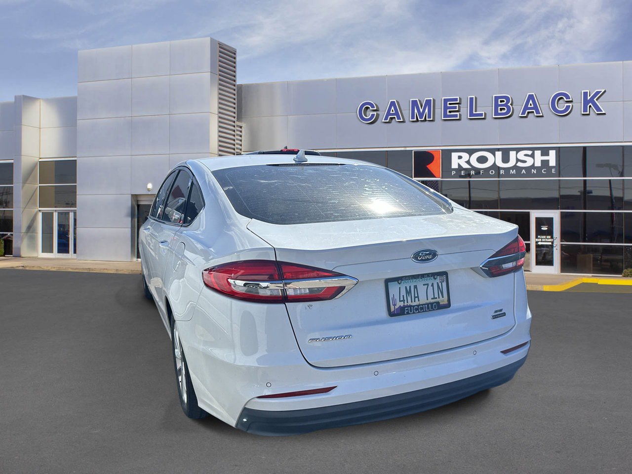 Used 2020 Ford Fusion SE FWD image 5