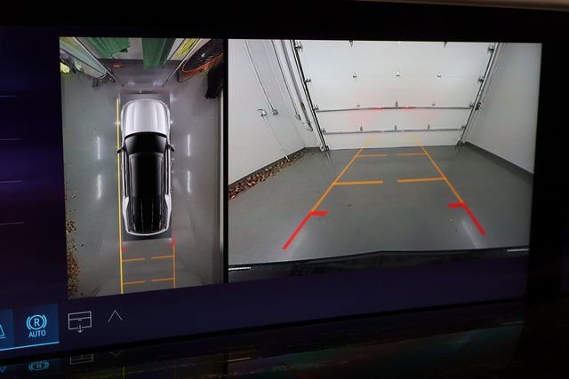 New 2026 Cadillac Escalade IQL Luxury image 26