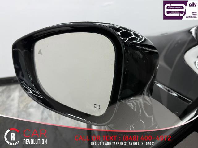 Used 2024 Chrysler Pacifica Touring-L FWD image 68
