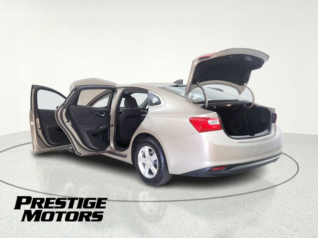 Used 2022 Chevrolet Malibu LS w/ Driver Confidence Package II FWD image 16