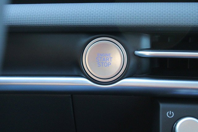 Used 2025 Hyundai Tucson SE image 30