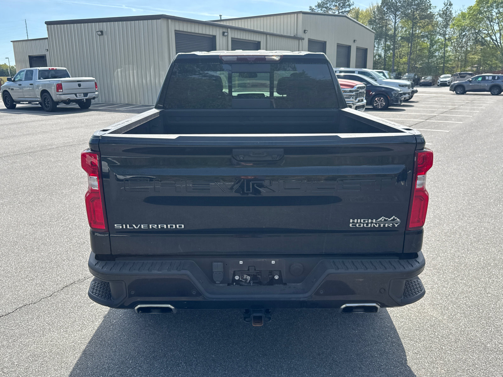 Used 2022 Chevrolet Silverado 1500 High Country w/ High Country Premium Package image 6