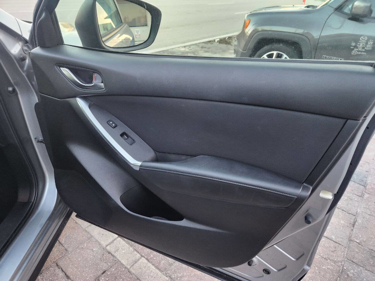 Used 2015 MAZDA CX-5 Touring image 19