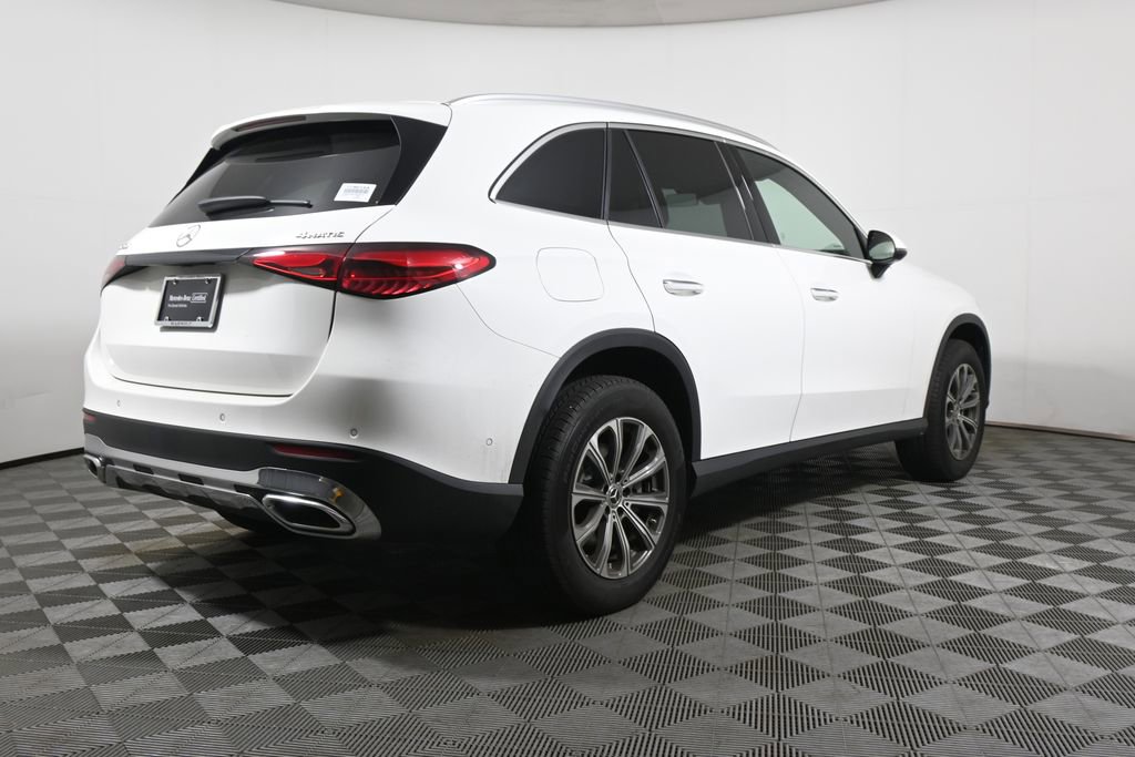 Used 2024 Mercedes-Benz GLC 300 4MATIC image 7