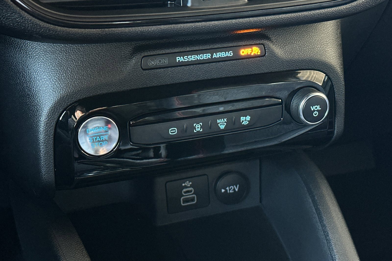 New 2025 Ford Escape ST-Line w/ Equipment Group 301A image 20