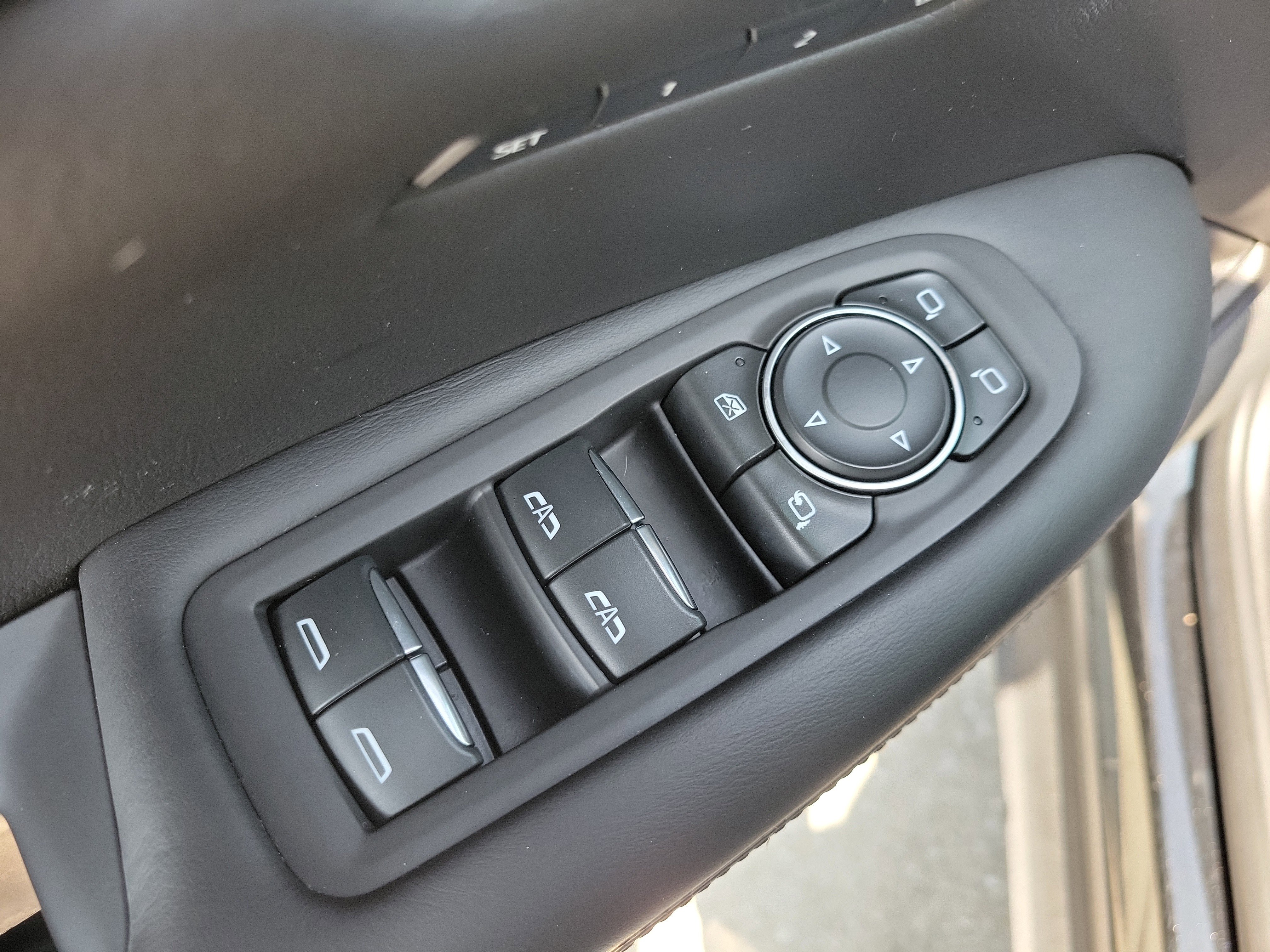 Used 2019 Cadillac XT5 Platinum image 17