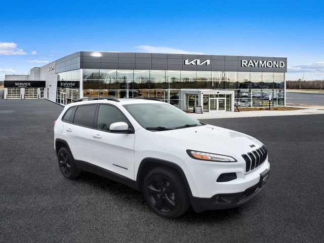 Used 2018 Jeep Cherokee Limited w/ High Altitude Package FWD image 10