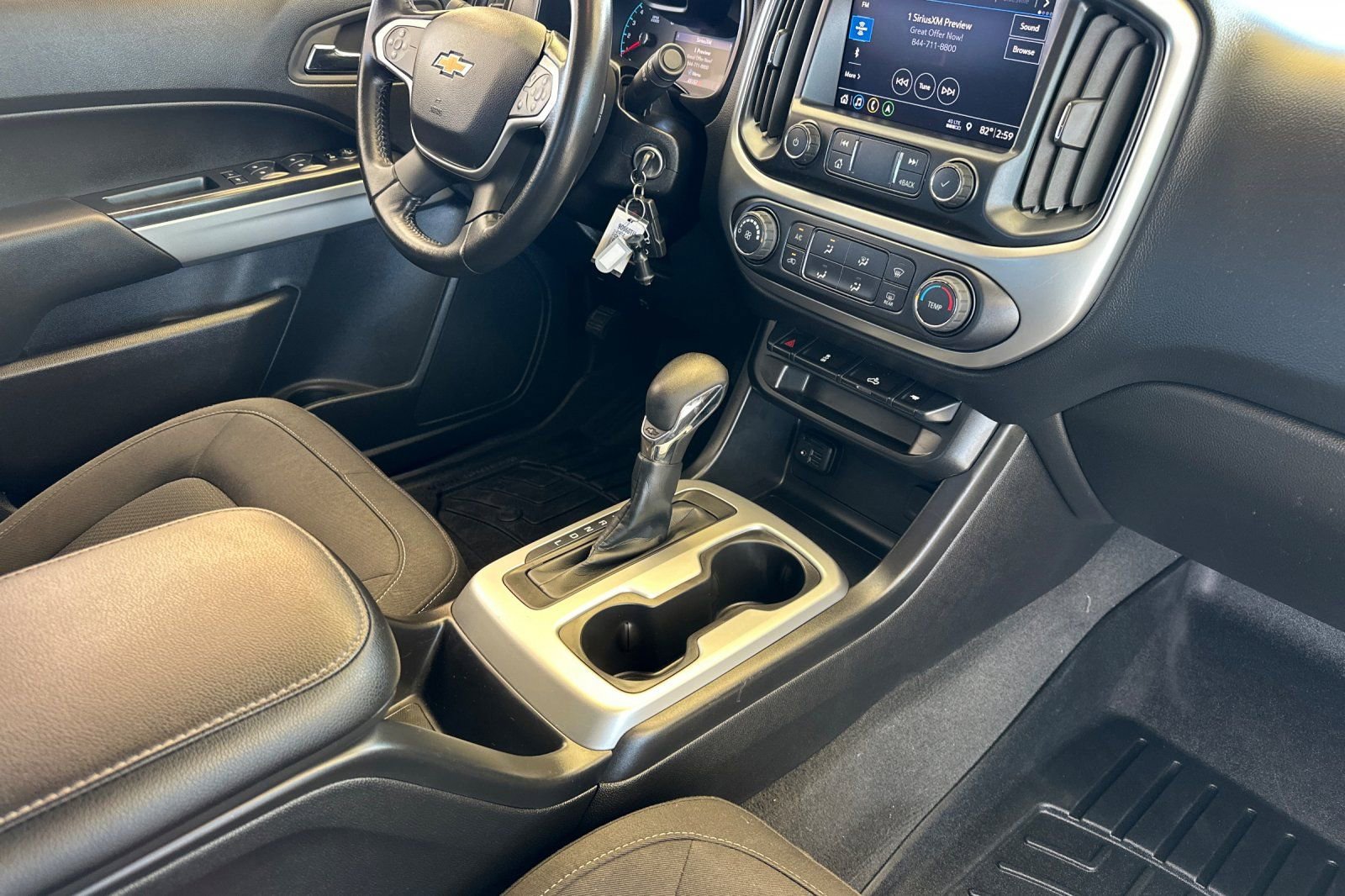 Used 2022 Chevrolet Colorado LT w/ LT Convenience Package image 15