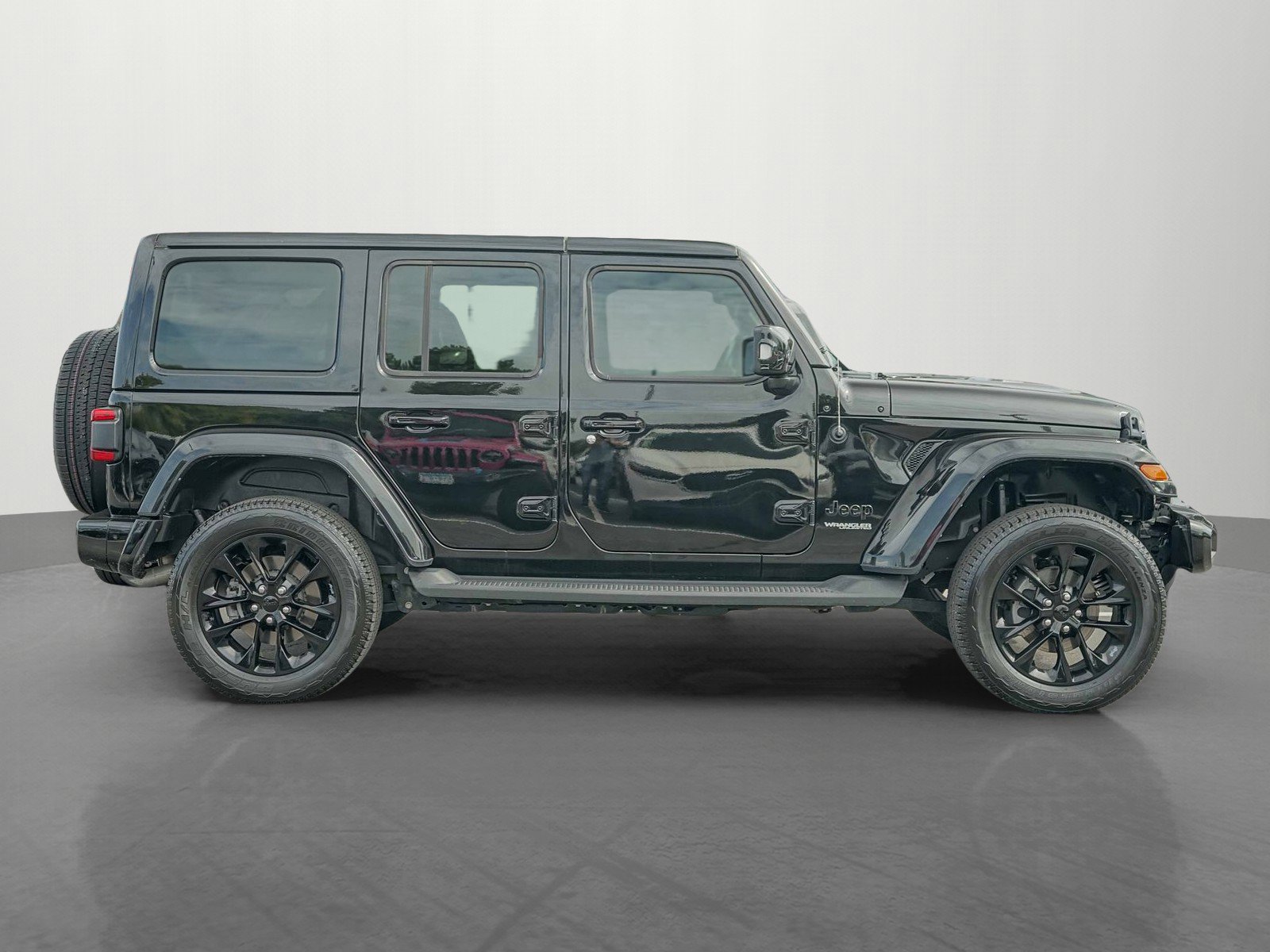 Used 2022 Jeep Wrangler Unlimited Sahara image 8
