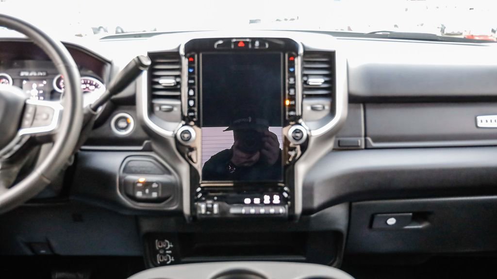 Used 2025 RAM 2500 Big Horn image 16