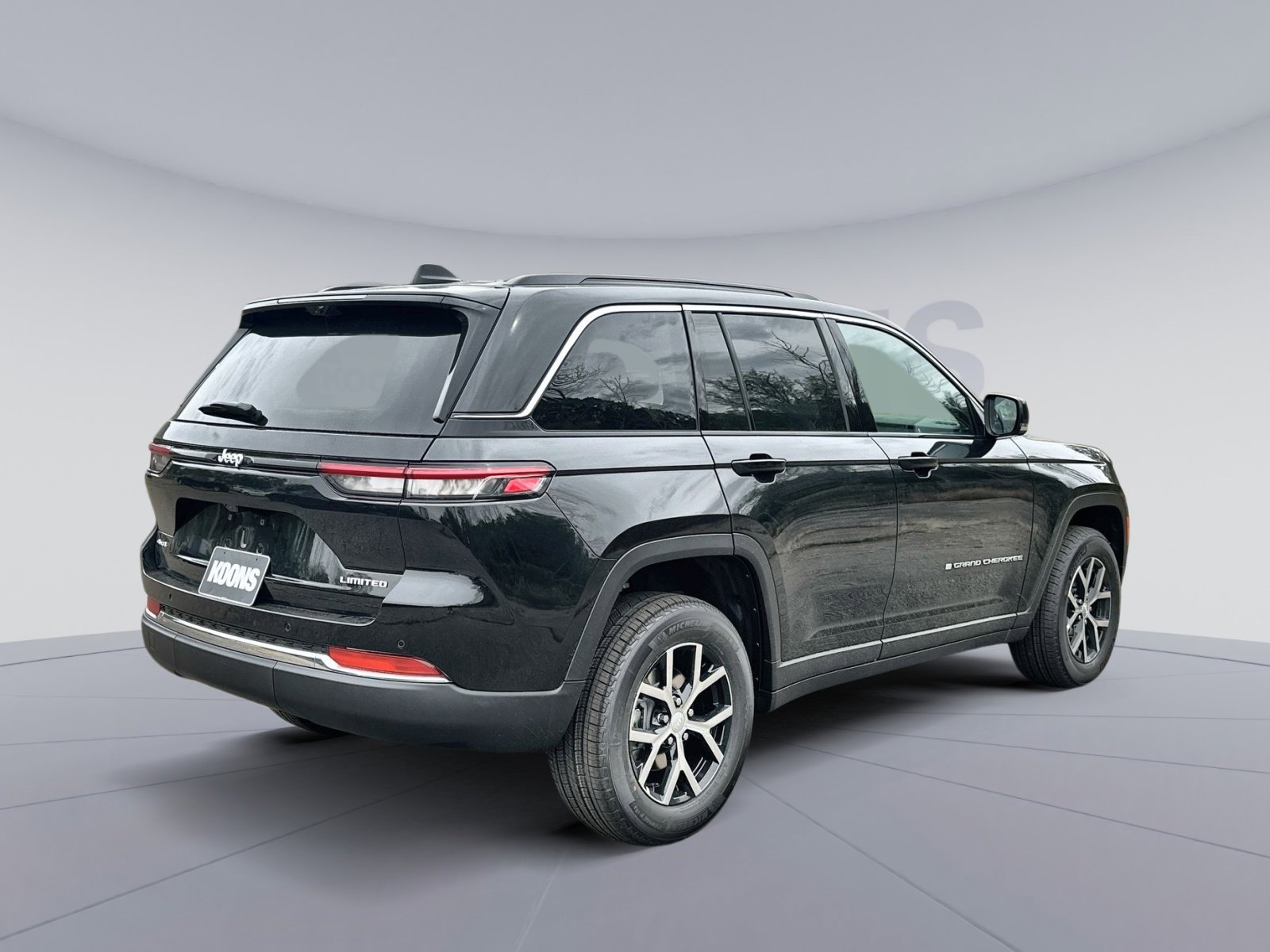 New 2025 Jeep Grand Cherokee Limited w/ Luxury Tech Group II image 7