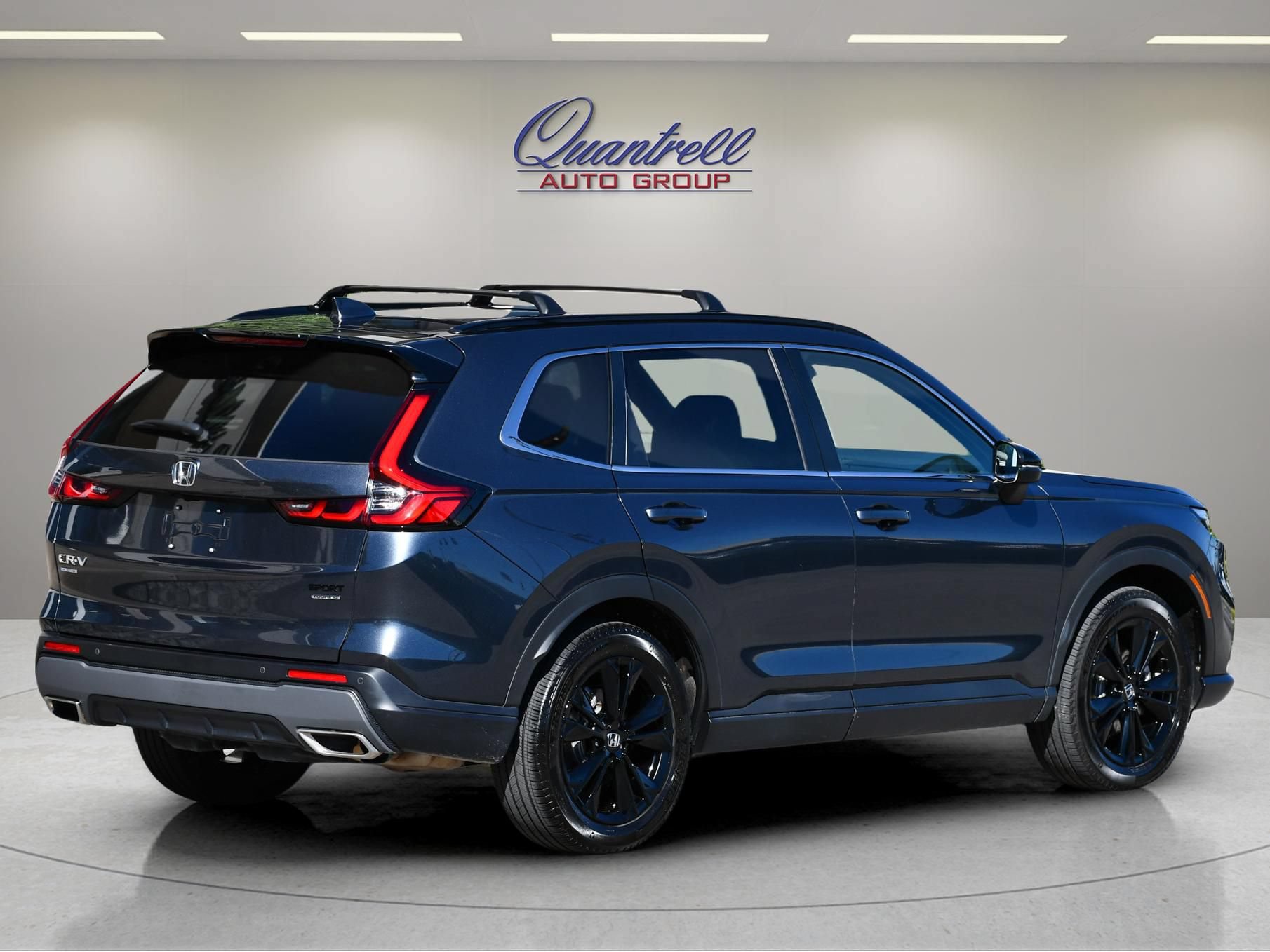 Used 2025 Honda CR-V Sport Touring image 4