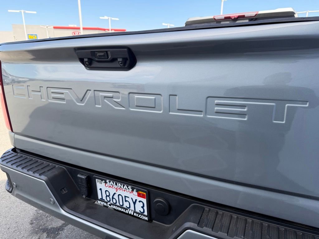 Used 2024 Chevrolet Silverado 3500 High Country w/ Technology Package AWD/4WD image 12