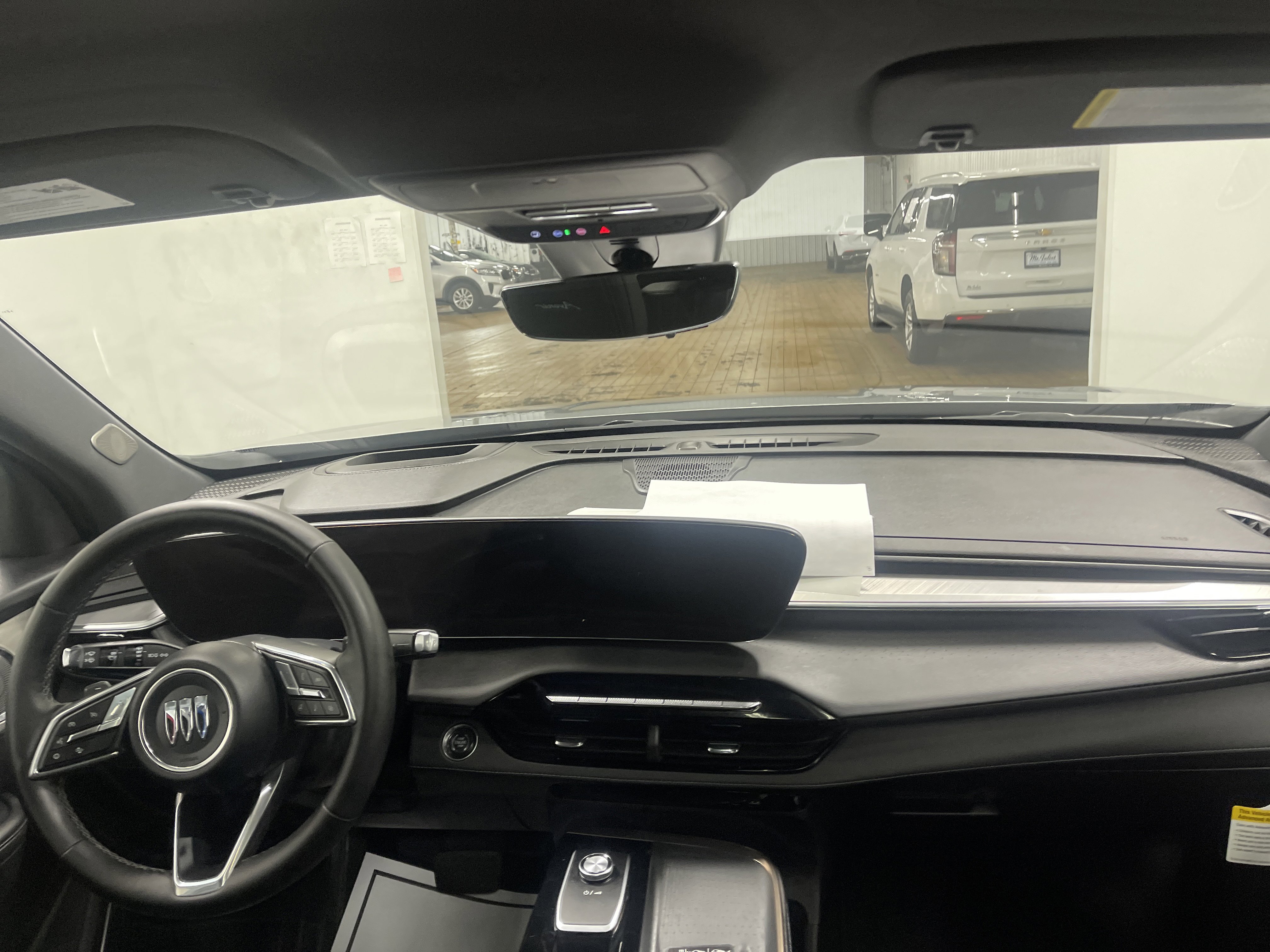 Used 2026 Buick Enclave Avenir image 23