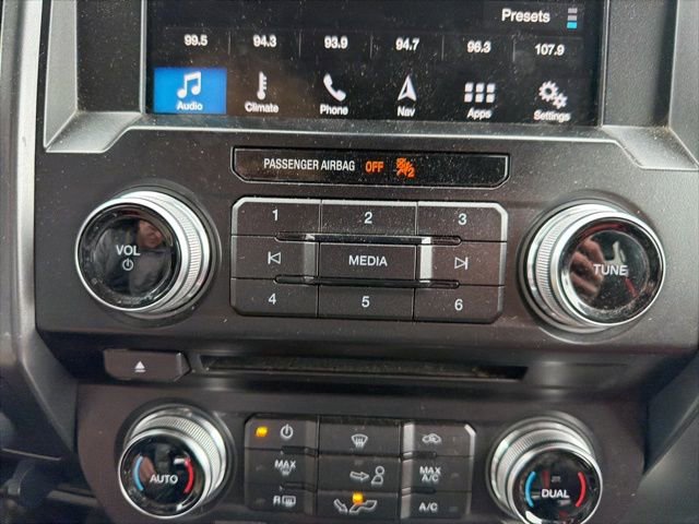 Certified 2017 Ford F150 Lariat w/ Equipment Group 502A Luxury image 31