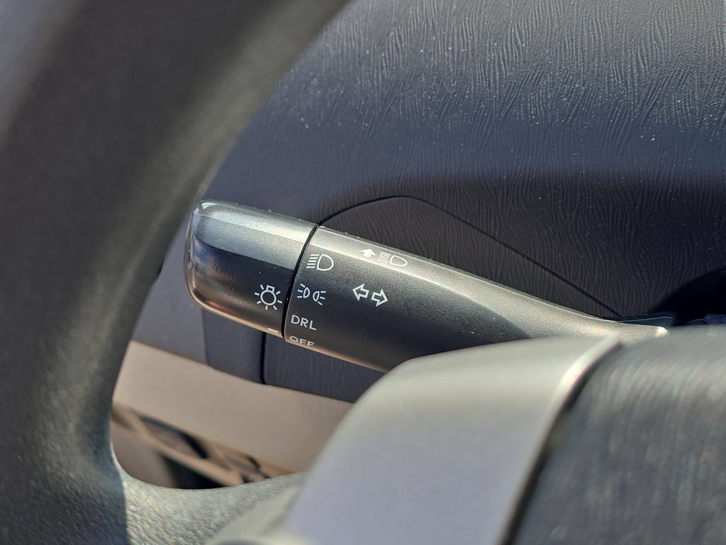 Used 2015 Toyota Prius Two FWD image 12
