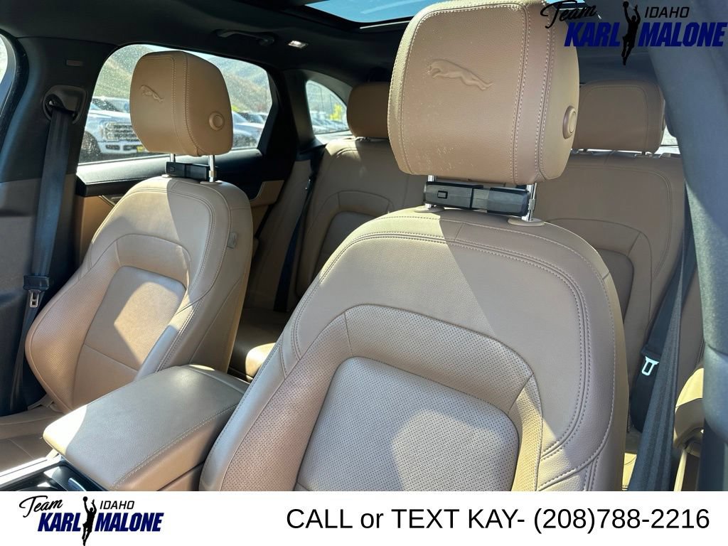 Used 2022 Jaguar F-PACE S AWD/4WD image 27