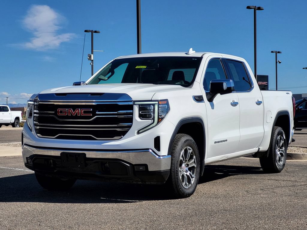 Used 2024 GMC Sierra 1500 SLT AWD/4WD image 4