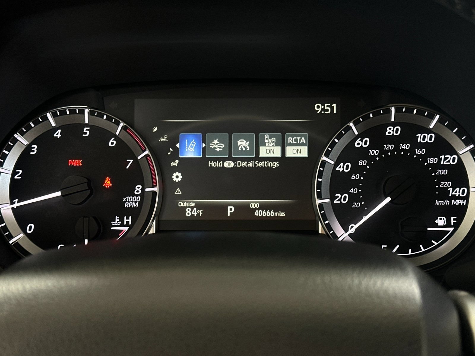 Used 2025 Toyota Highlander LE AWD/4WD image 23