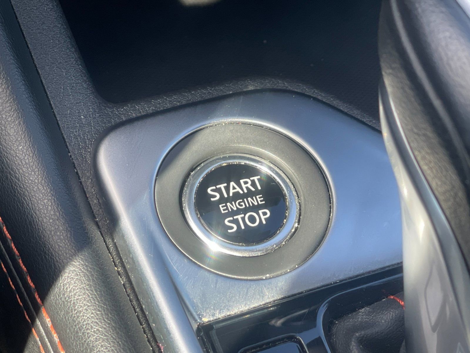 Used 2025 Nissan Sentra SR w/ SR Premium Package image 24