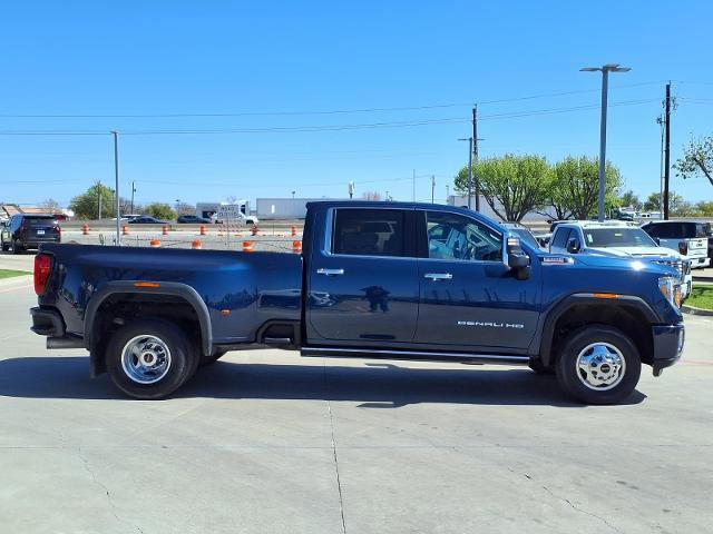 Used 2022 GMC Sierra 3500 Denali w/ Denali Ultimate Package image 2