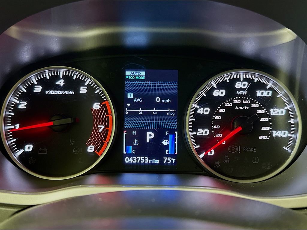 Used 2020 Mitsubishi Eclipse Cross LE image 12