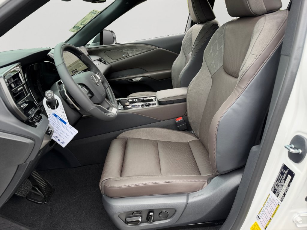 New 2026 Lexus RX 350 AWD image 12