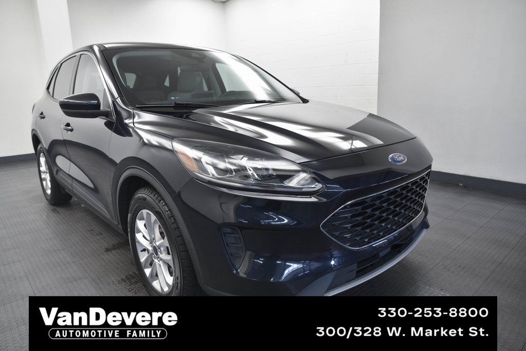 Used 2021 Ford Escape SE image 1