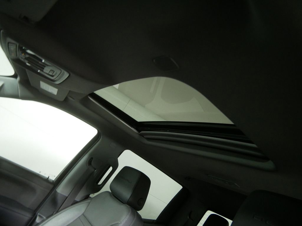 Used 2022 GMC Sierra 1500 Denali w/ LPO, GMC Protection Package image 15