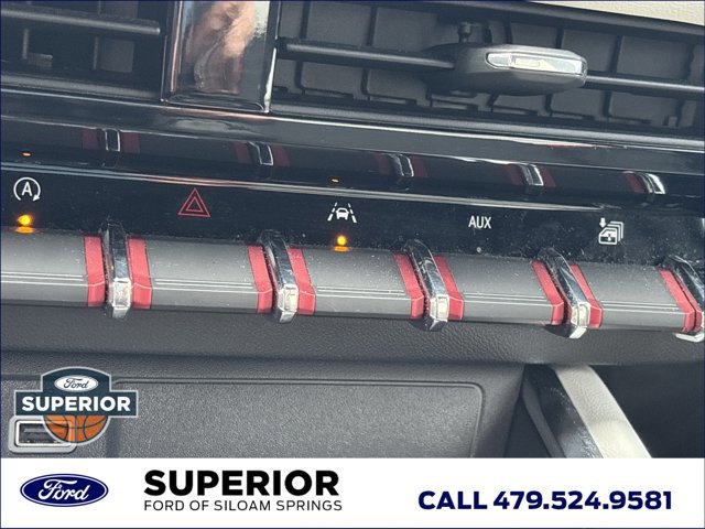 Used 2024 GMC Canyon AT4X image 39