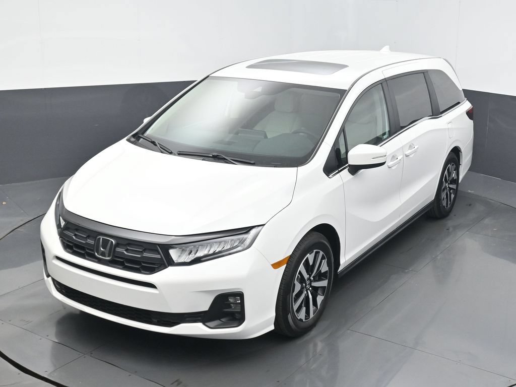 Certified 2026 Honda Odyssey EX-L image 9