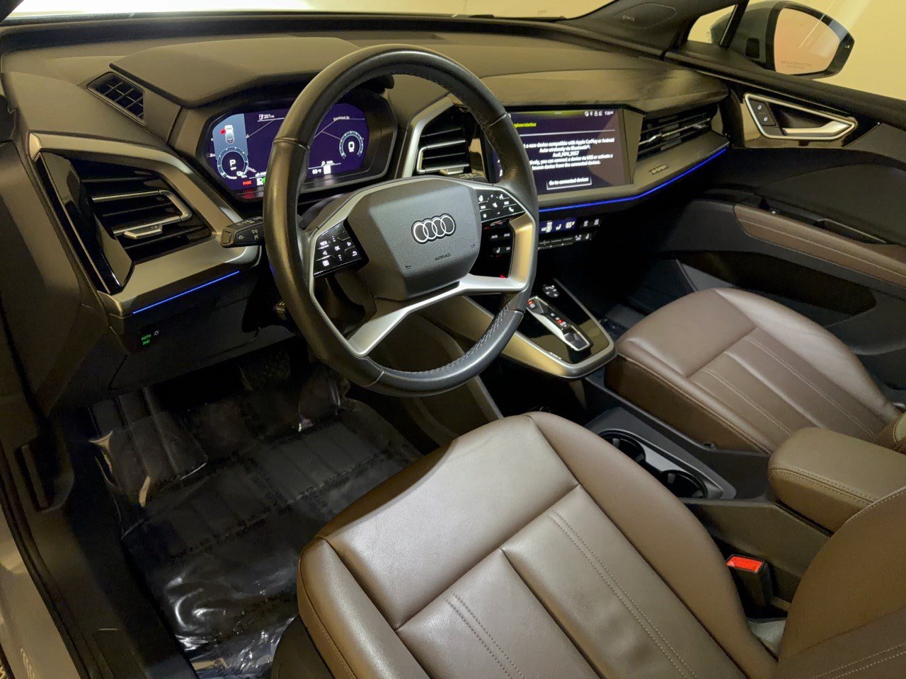 Certified 2023 Audi Q4 e-tron Premium Plus w/ Premium Plus AWD/4WD image 4