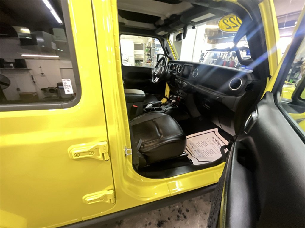 Used 2022 Jeep Wrangler Unlimited Rubicon 4xe w/ Cold Weather Group image 25