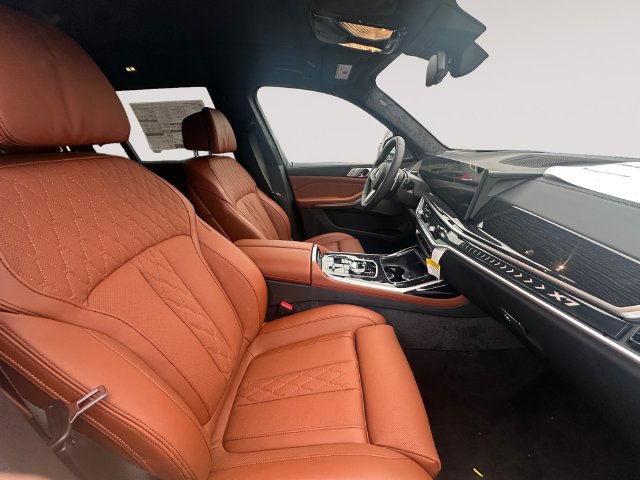 New 2027 BMW X7 xDrive40i w/ M Sport Package AWD/4WD image 15