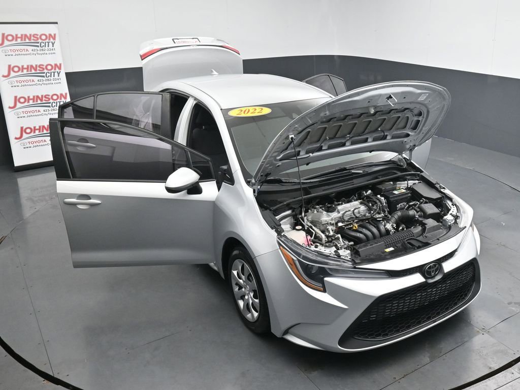 Used 2022 Toyota Corolla LE image 41