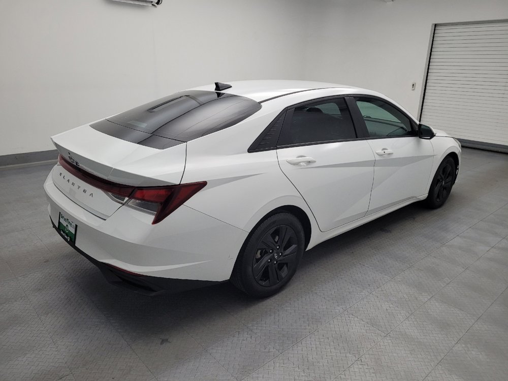 Used 2021 Hyundai Elantra SEL FWD image 10