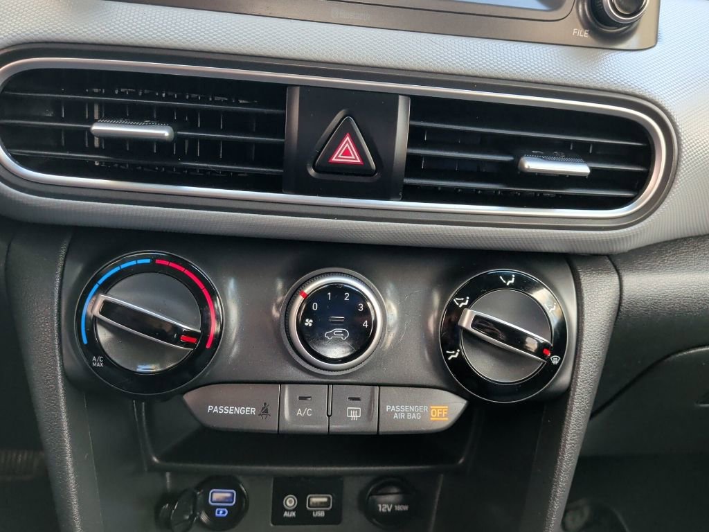 Used 2019 Hyundai Kona SE image 23