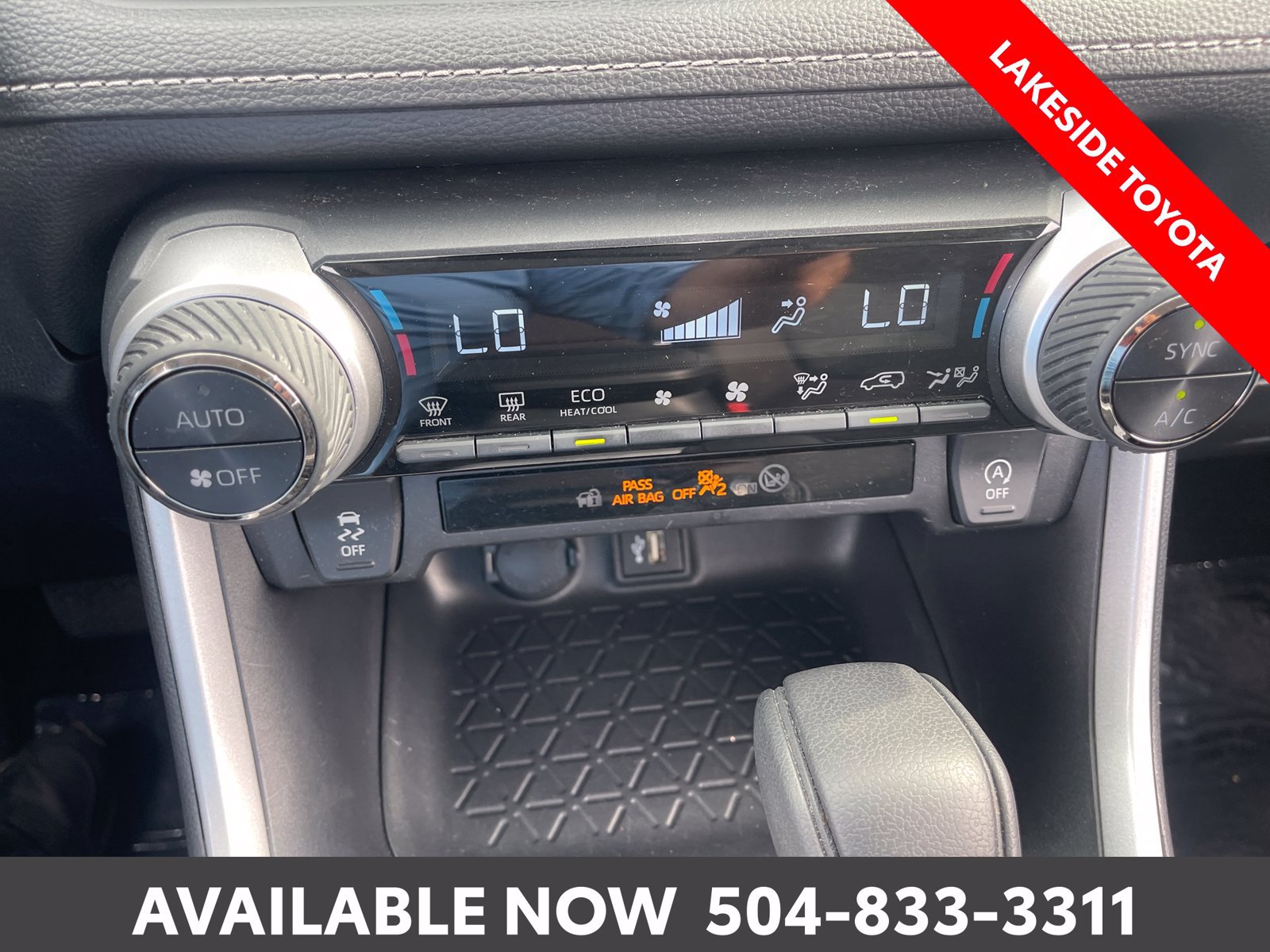 Certified 2025 Toyota RAV4 XLE FWD image 32