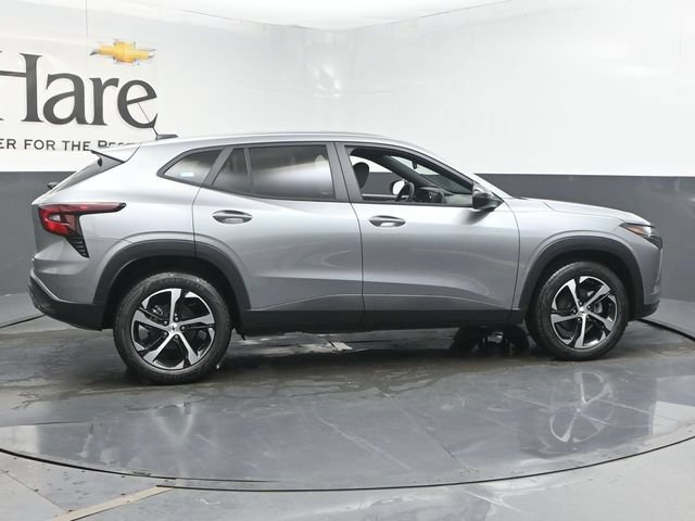 New 2026 Chevrolet Trax RS w/ Sunroof Package FWD image 15