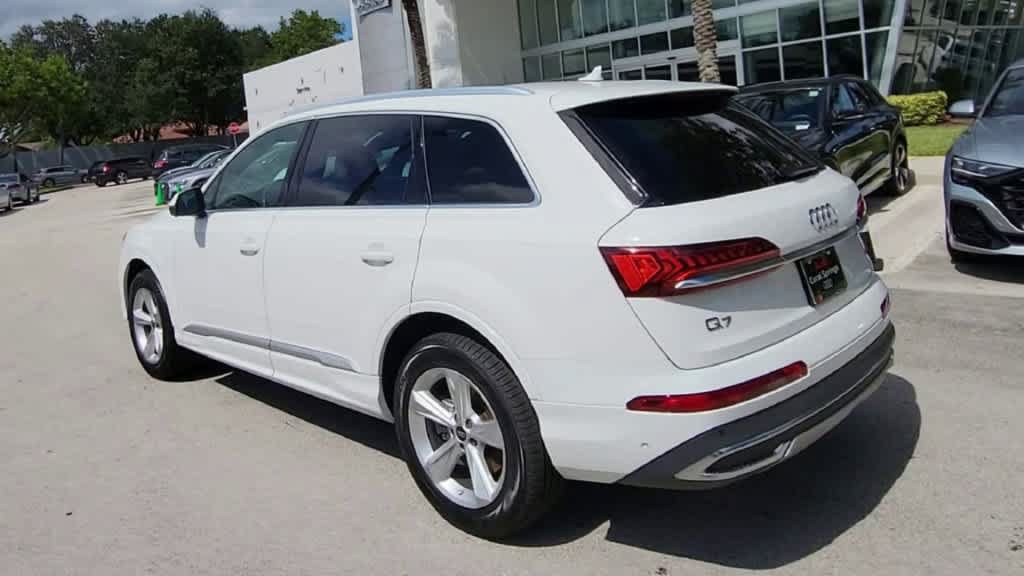 Certified 2023 Audi Q7 2.0T Premium Plus AWD/4WD image 6