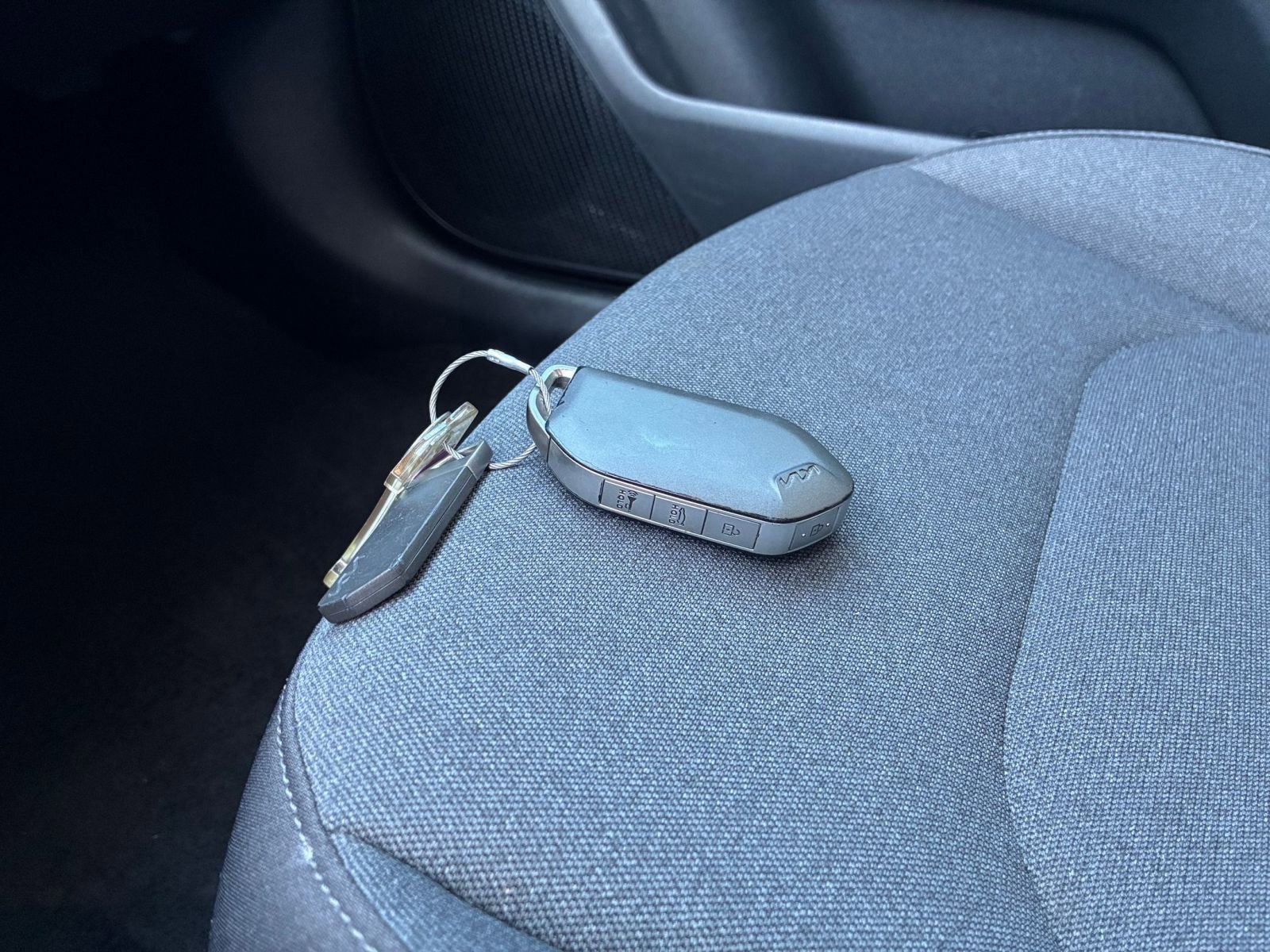 Used 2025 Kia K4 LXS image 21