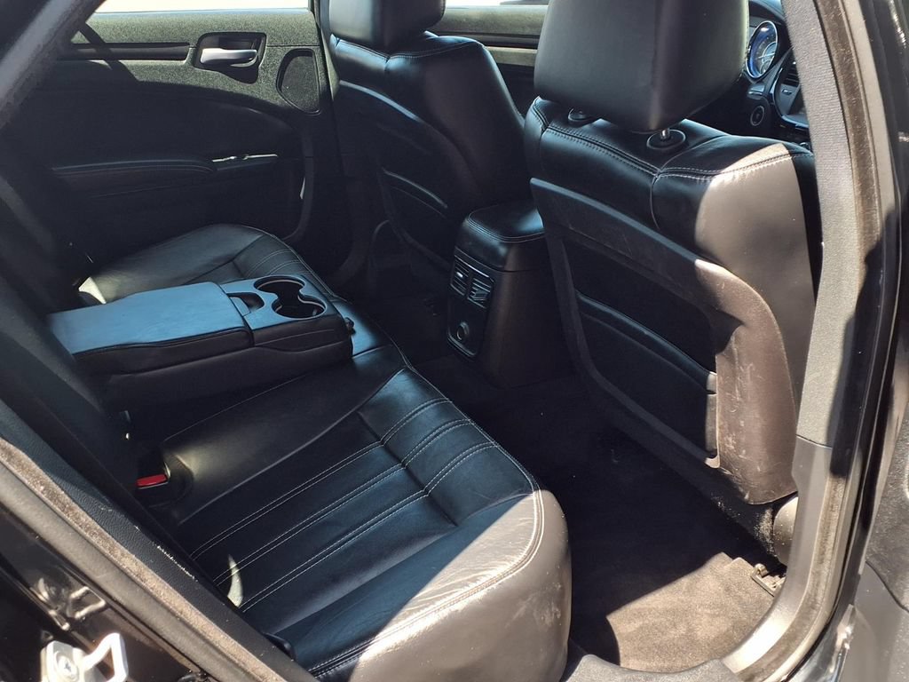 Used 2014 Chrysler 300 S w/ Light Group RWD image 20